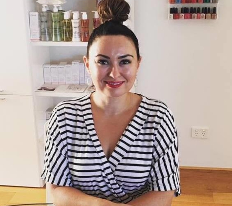 Beauty By Donna Hussey - Doubleview, WA