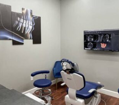 Immediate Smiles Dentures & Dentistry - Spring, TX. Dental chair