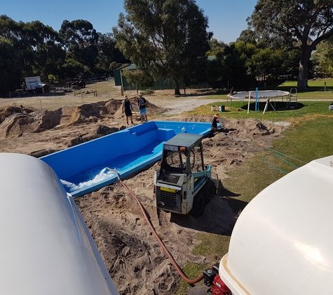Dunsborough And Districts Water Cartage - Busselton, WA