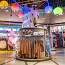 Star Traders - Clothing Stores