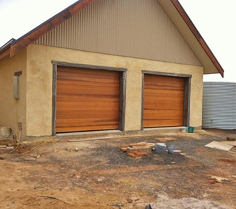 G.T. Roller Doors - California Gully, VIC