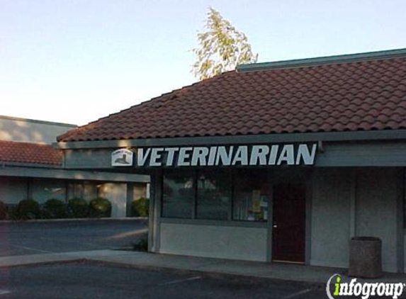 Summer Hills Veterinary Hosp - Citrus Heights, CA