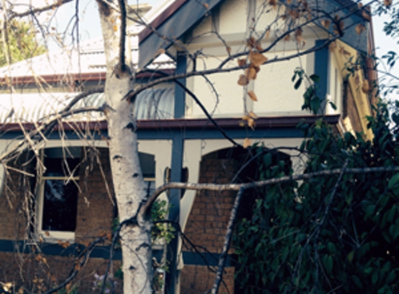 Murrays Painting - Orange, NSW
