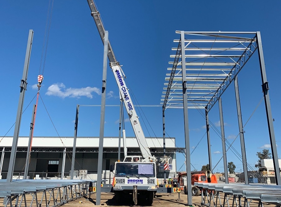 Moon Crane Hire