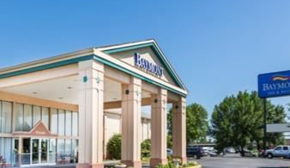 Baymont Inn & Suites - Des Moines, IA