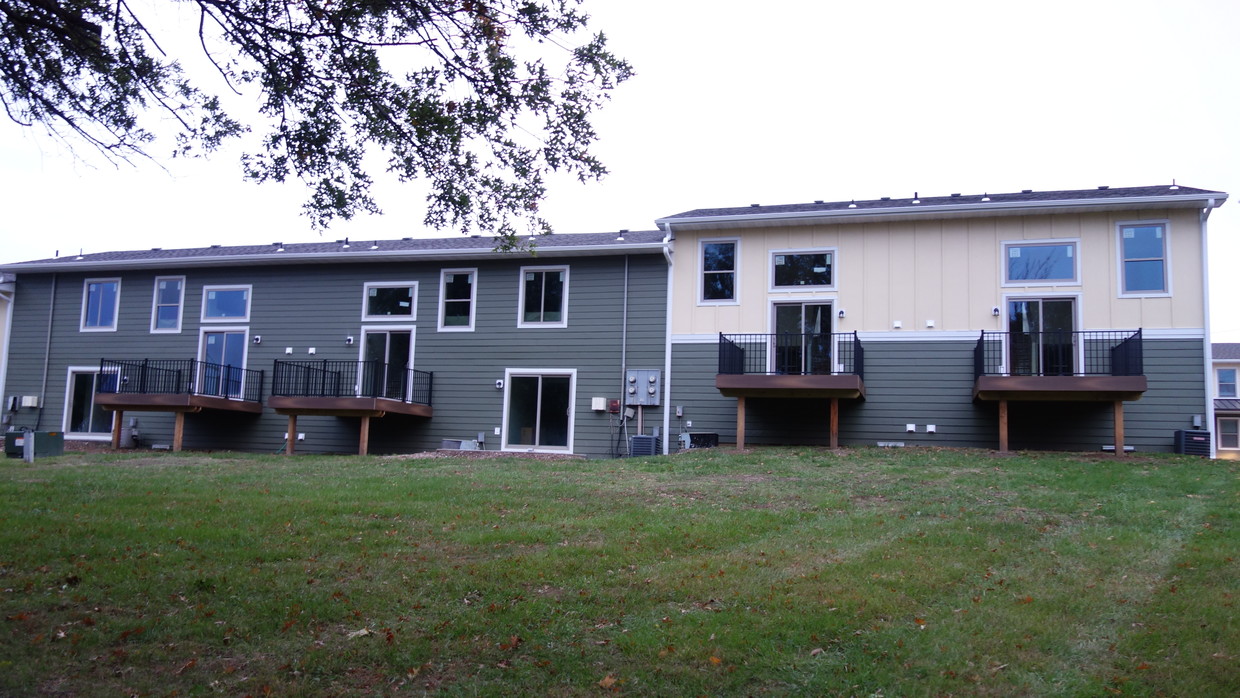 Kitty Hawk Apartments 1615 Kittyhawk Dr, Columbia, MO 65202