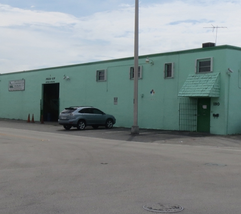 Mag Wholesale Corp - Hialeah, FL