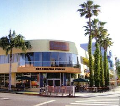 Ramada Plaza by Wyndham West Hollywood Hotel & Suites - West Hollywood, CA