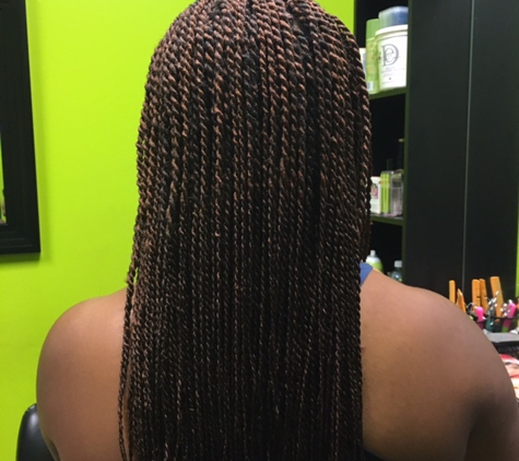 Fifi's African Hair Braiding and Weaving - Houston, TX