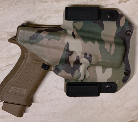 The Bow Shop - Yuma, AZ. Renegade Style - Are built with either a camouflage pattern or a texture color applied to both sides of the holster.