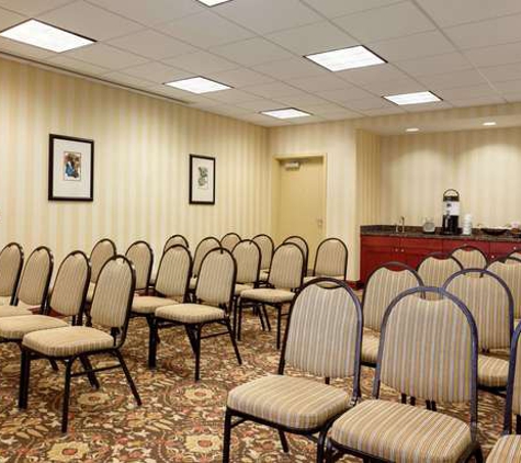 Hampton Inn & Suites Prattville - Prattville, AL