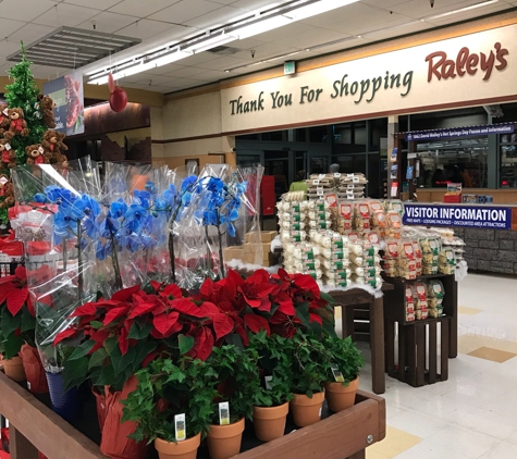 Raley's Supermarket - South Lake Tahoe, CA