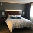 DoubleTree by Hilton Omaha Southwest - Hotels