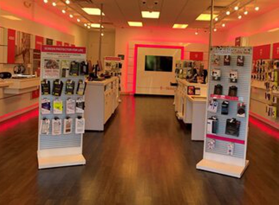 T-Mobile Cape Coral - Cape Coral, FL