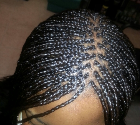 Hallaye African Hair Braiding - Winter Park, FL