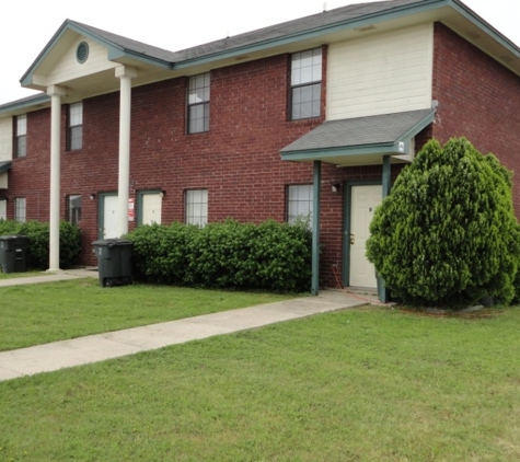 Killeen Townhomes Furnished Housing - Killeen, TX