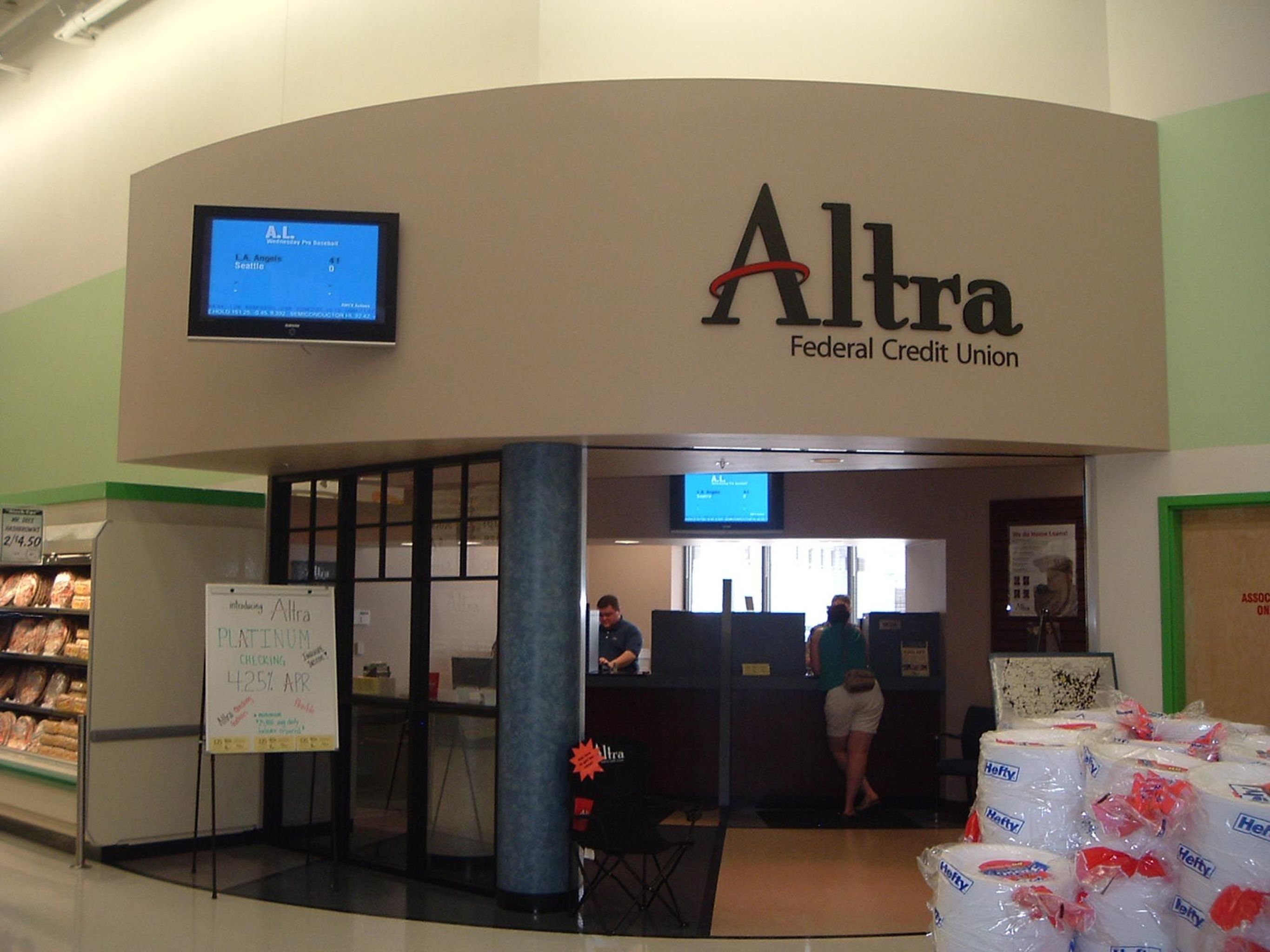 Altra Federal Credit Union - La Crosse, WI 54603