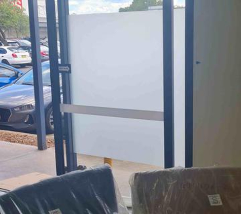 Robson Window Tinting. Privacy for clients