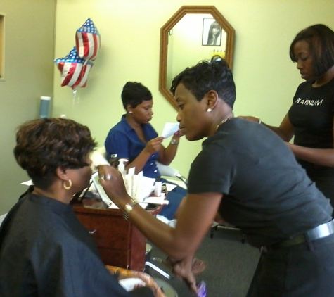 O'Hannah's Hair Studios - Covington, GA