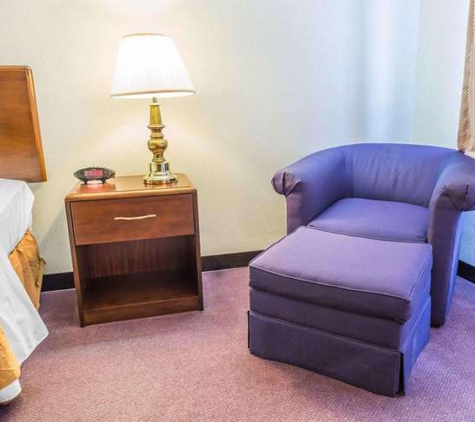 Quality Inn Royle - Kittanning, PA