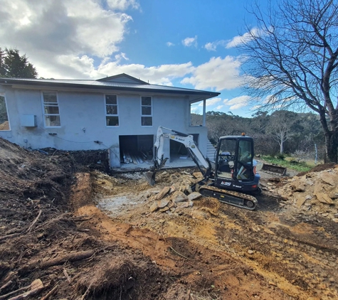 M & M Earthworks - Tallong, NSW