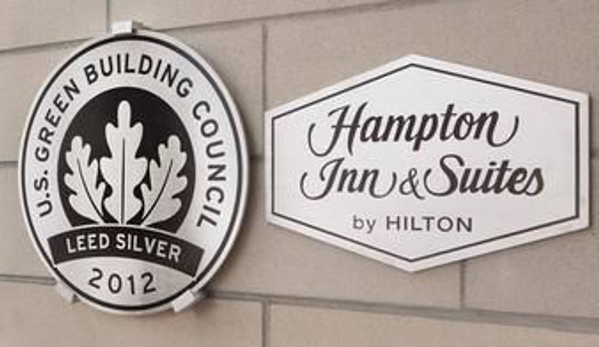 Hampton Inn & Suites Chattanooga/Downtown - Chattanooga, TN