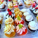 Cupcakes, Boom!
