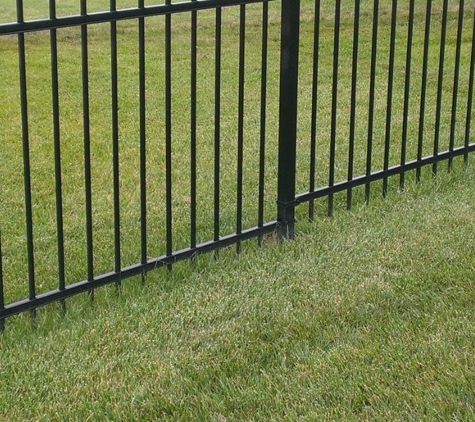 Burge Tom Fence & Iron Inc - Overland Park, KS