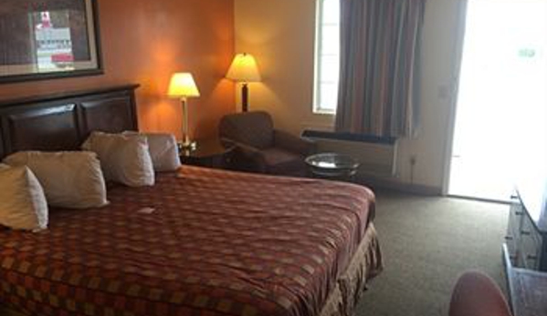 Econo Lodge - Santee, SC