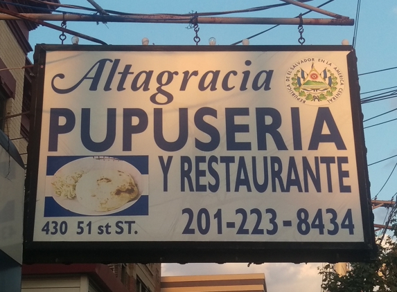 Altagracia Pupuseria y Restaurante - West New York, NJ