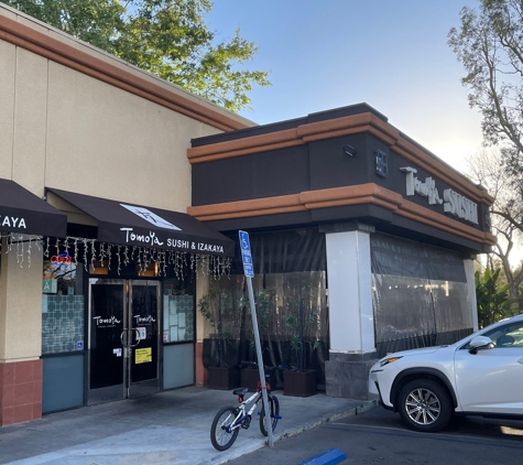 Tomoya Sushi & Izakaya - Woodland Hills, CA