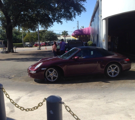 The Car Wash - Miami, FL