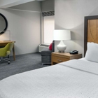 Hampton Inn and Suites Clayton/St Louis-Galleria Area