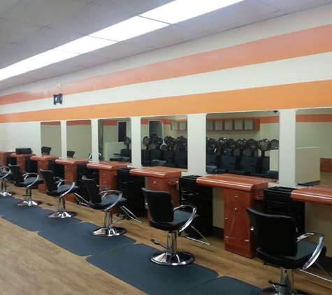 J & J Dominican Beauty Salon - Richmond, VA