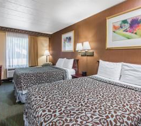 Days Inn by Wyndham Pittsburgh - Pittsburgh, PA