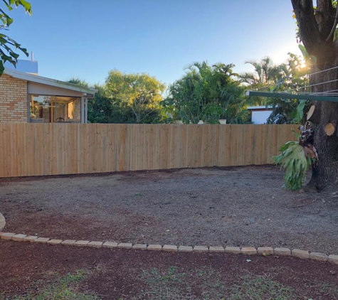Honest Johns Fencing - Manly West, QLD