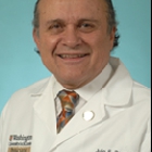Julio E Perez, MD