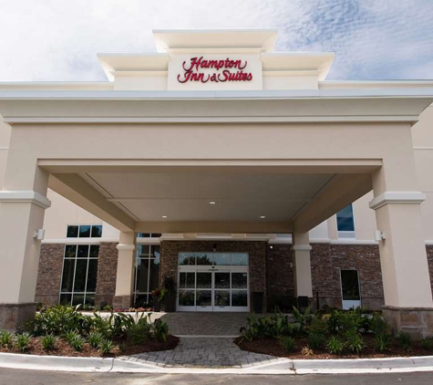 Hampton Inn & Suites Fayetteville - Fayetteville, NC