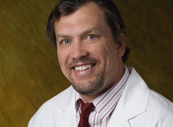 Mariano B Mikulic, MD - Jacksonville, FL