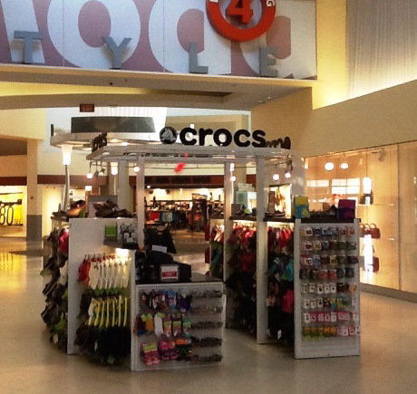 crocs dolphin mall