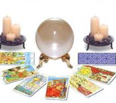 Ask Lynn Psychic Consultant - Chicago, IL