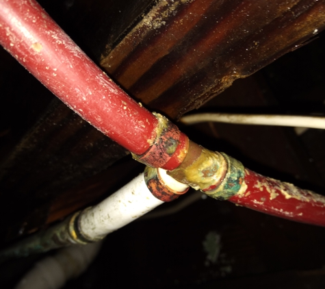 WynnTech Solutions - Indianapolis, IN. Leaks & Plumbing Repairs (Before)