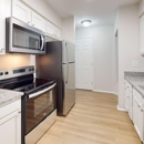 University Oaks - Apartments