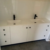 Gallery Image Number 4