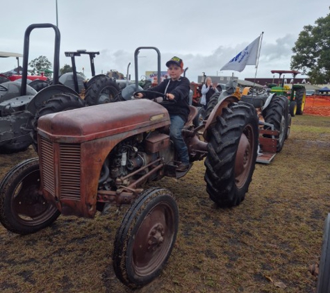 Queensland Tractor Spares - Svensson Heights, QLD