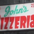 John's Pizzeria - Pizza
