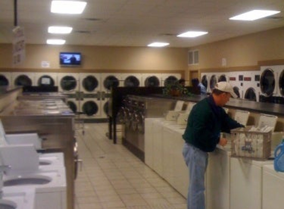 AK's Super Clean Coin Laundry - Columbus, GA