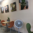 Huongs Bistro