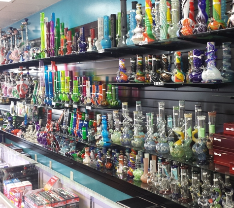 Hwy 6 Smoke Shop - Houston, TX