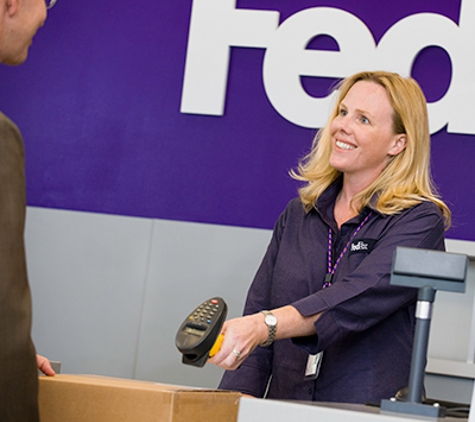 FedEx Ship Center - Kahului, HI